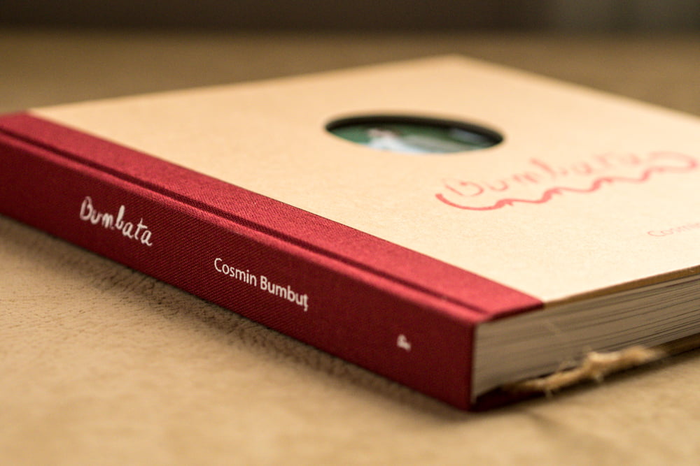 foto ”Bumbata”, copyright Cosmin Bumbuțbumbutfoto ”Bumbata”, copyright Cosmin Bumbuț